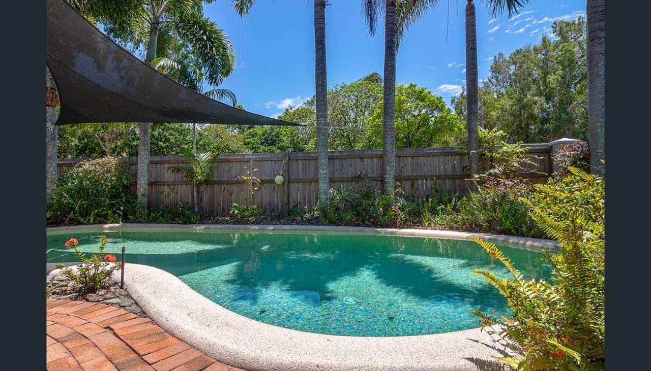 Modern 2 Bedroom Townhouse - Four Mile Beach Escapes Port Douglas Eksteriør billede