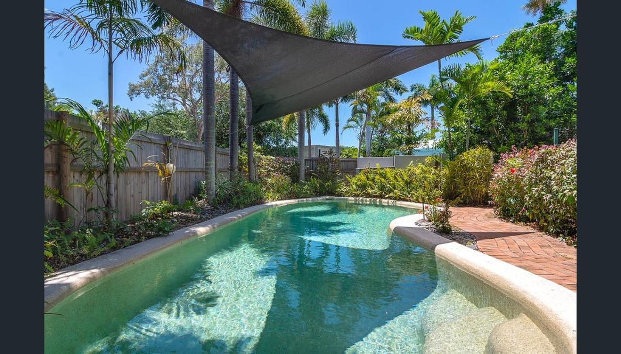 Modern 2 Bedroom Townhouse - Four Mile Beach Escapes Port Douglas Eksteriør billede