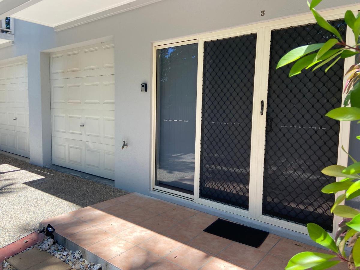 Modern 2 Bedroom Townhouse - Four Mile Beach Escapes Port Douglas Eksteriør billede