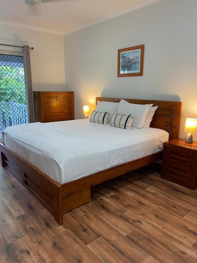 Modern 2 Bedroom Townhouse - Four Mile Beach Escapes Port Douglas Eksteriør billede