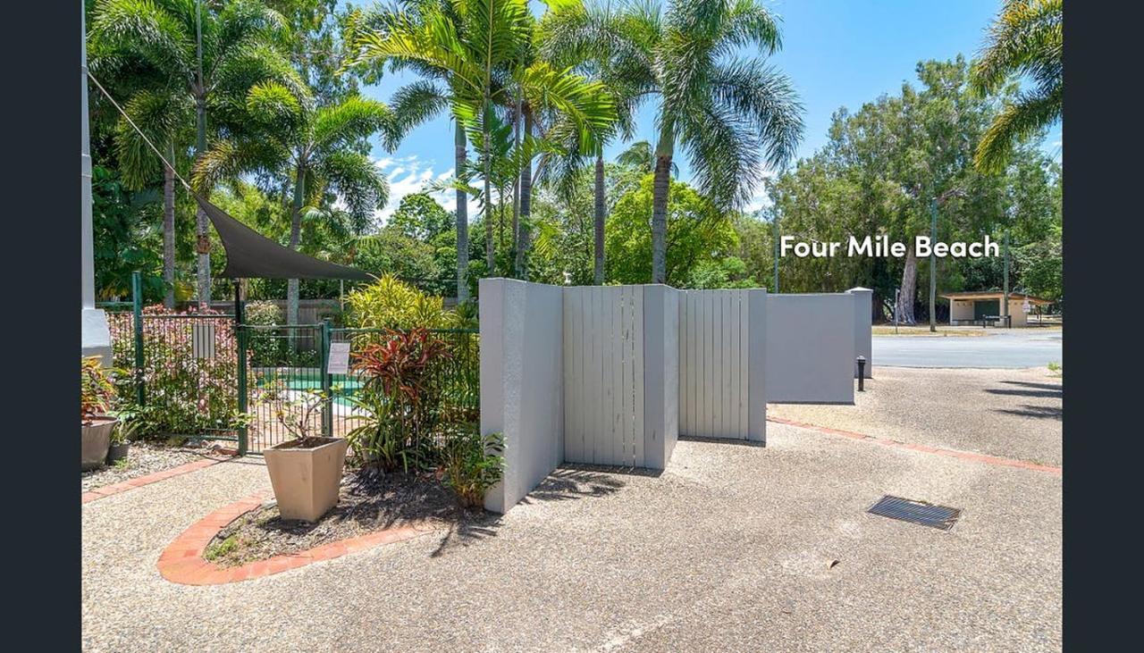 Modern 2 Bedroom Townhouse - Four Mile Beach Escapes Port Douglas Eksteriør billede