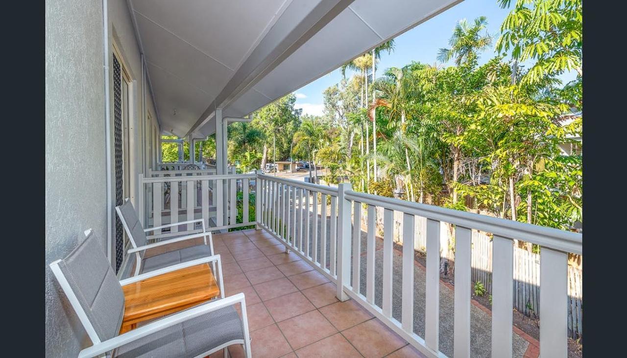 Modern 2 Bedroom Townhouse - Four Mile Beach Escapes Port Douglas Eksteriør billede