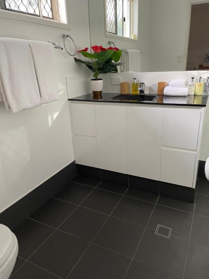 Modern 2 Bedroom Townhouse - Four Mile Beach Escapes Port Douglas Eksteriør billede