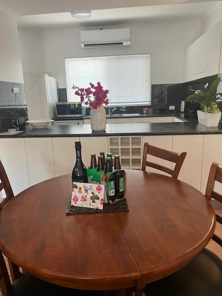 Modern 2 Bedroom Townhouse - Four Mile Beach Escapes Port Douglas Eksteriør billede